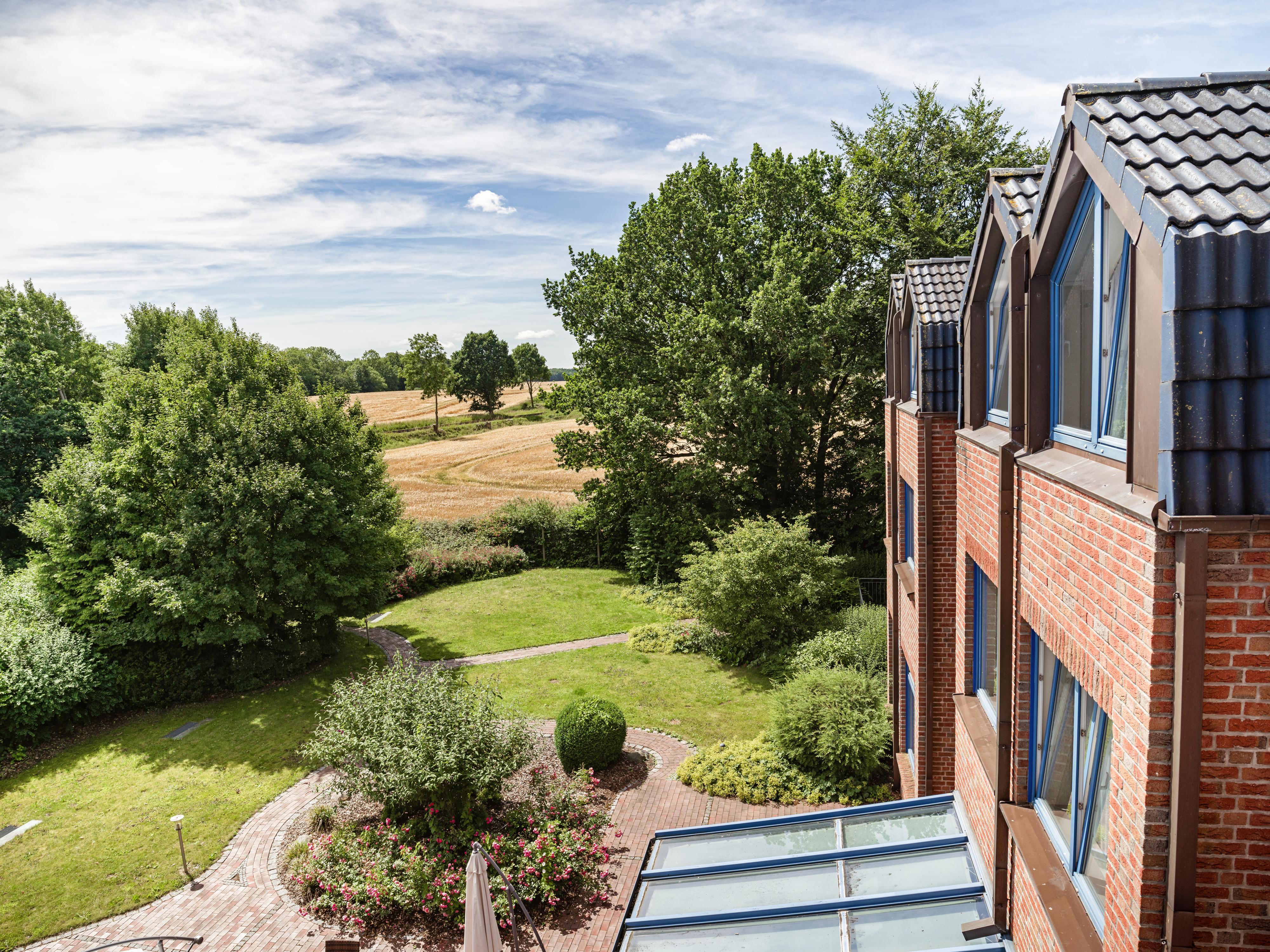 Hotel Daenischer Hof Altenholz By Tulip Inn Exterior photo